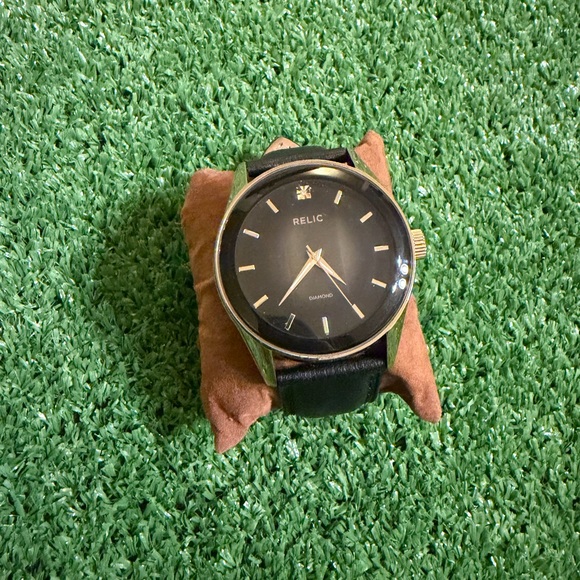 Relic Other - Relic By Fossil Watch With Genuine Leather Strap